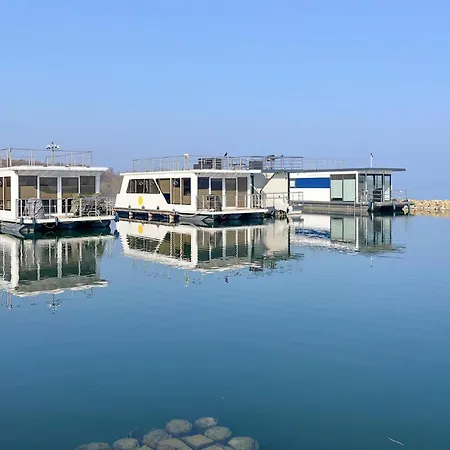Botel Hausboot Emma Blue